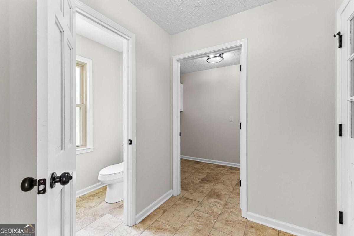 550 Davis Road Fayetteville, GA 30215 - Photo 22 of 75