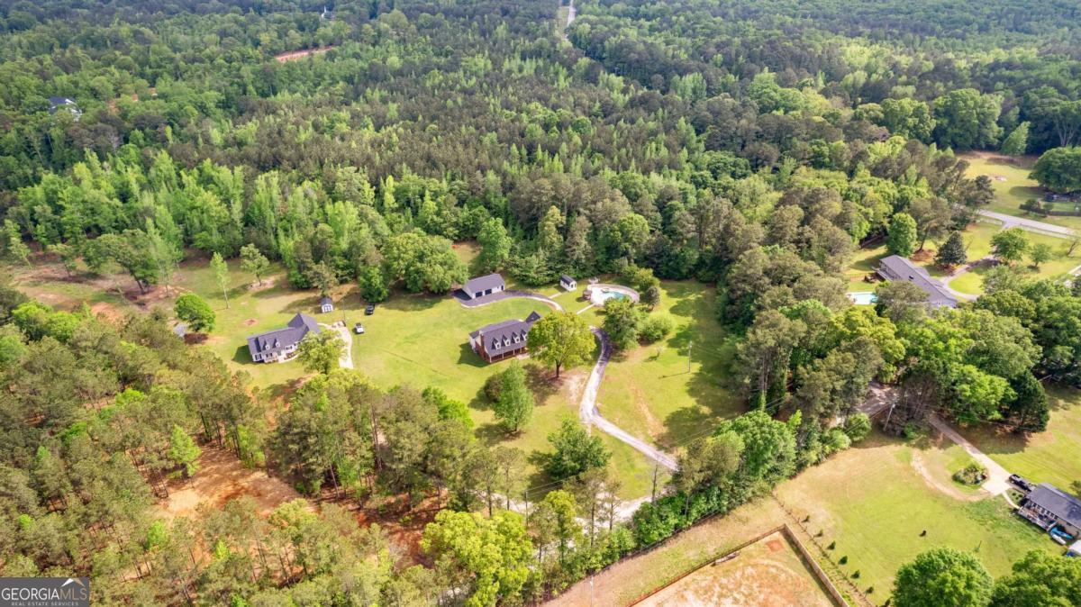 550 Davis Road Fayetteville, GA 30215 - Photo 3 of 75