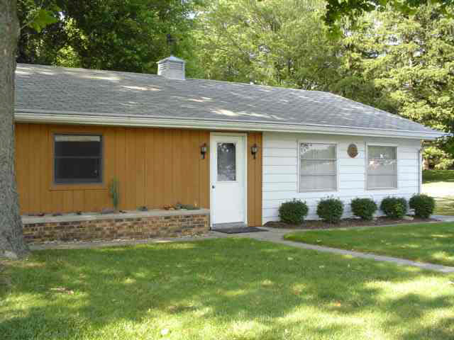 8965 East Crow Road Syracuse, IN 46567 - Photo 4 of 9 Gallery Image 4