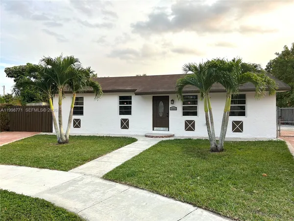 $2,995 | 1666 Southwest 3rd Court, Homestead, FL 33030