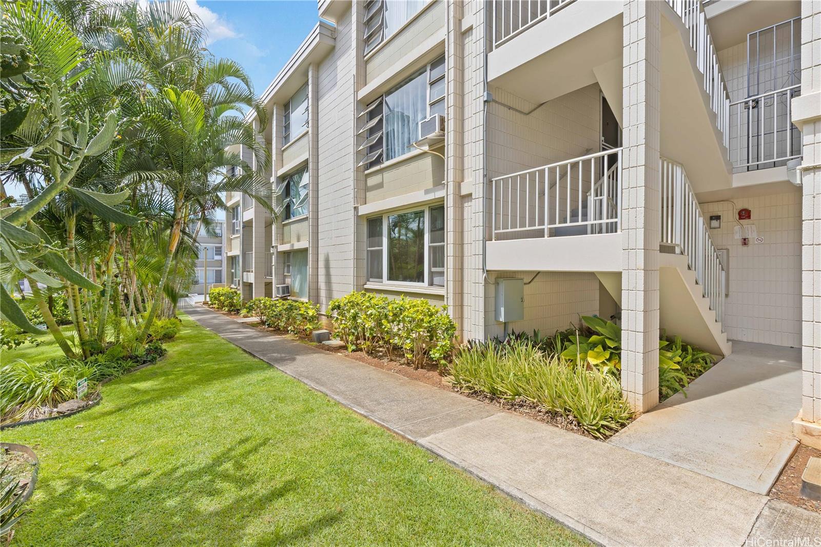 98-1032 Moanalua Road, Unit 3103 Aiea, HI 96701 - Photo 9 of 10