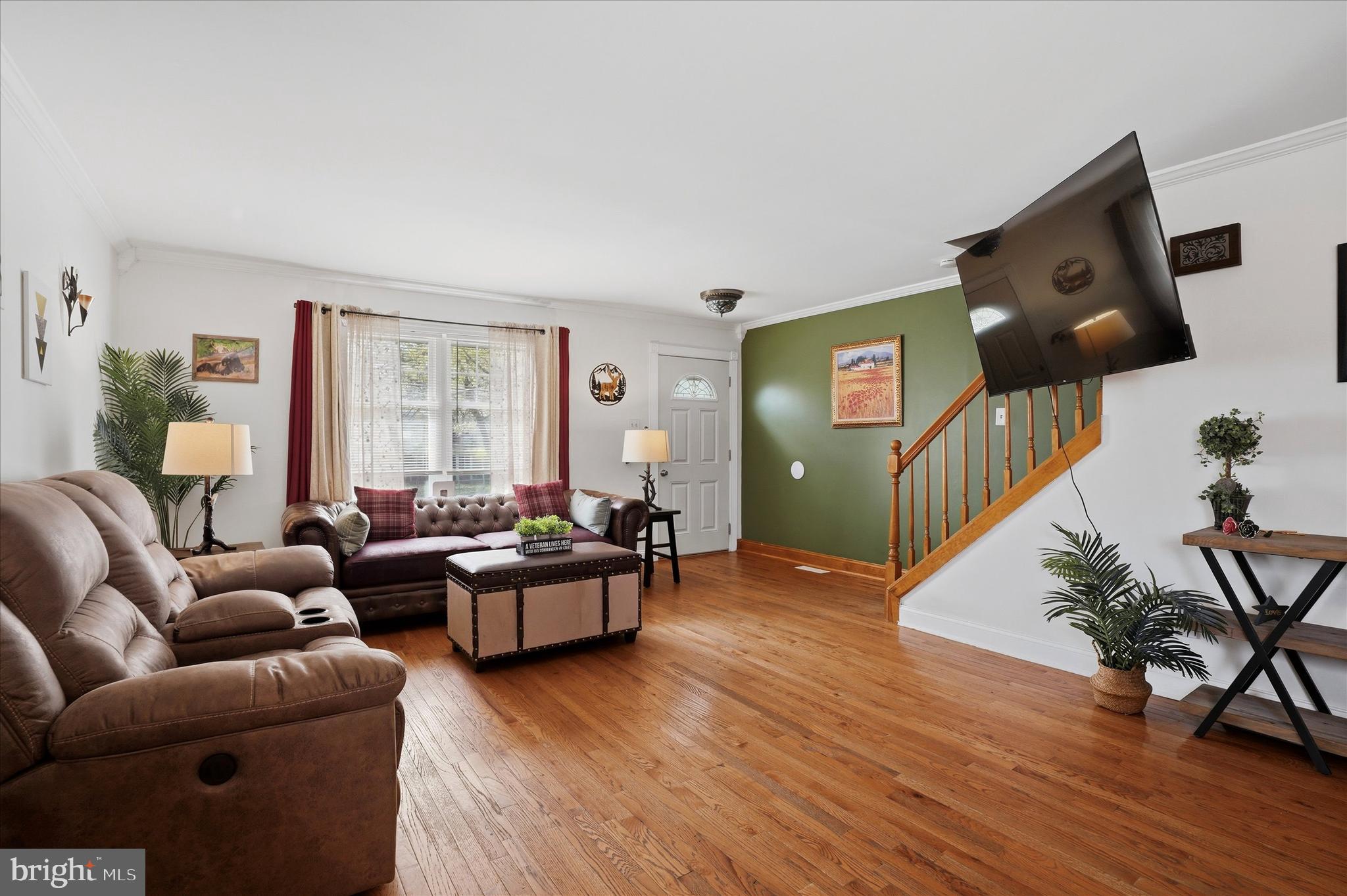 103 West Rively Avenue Aldan, PA 19018 - Photo 3 of 16 Spacious Living Room