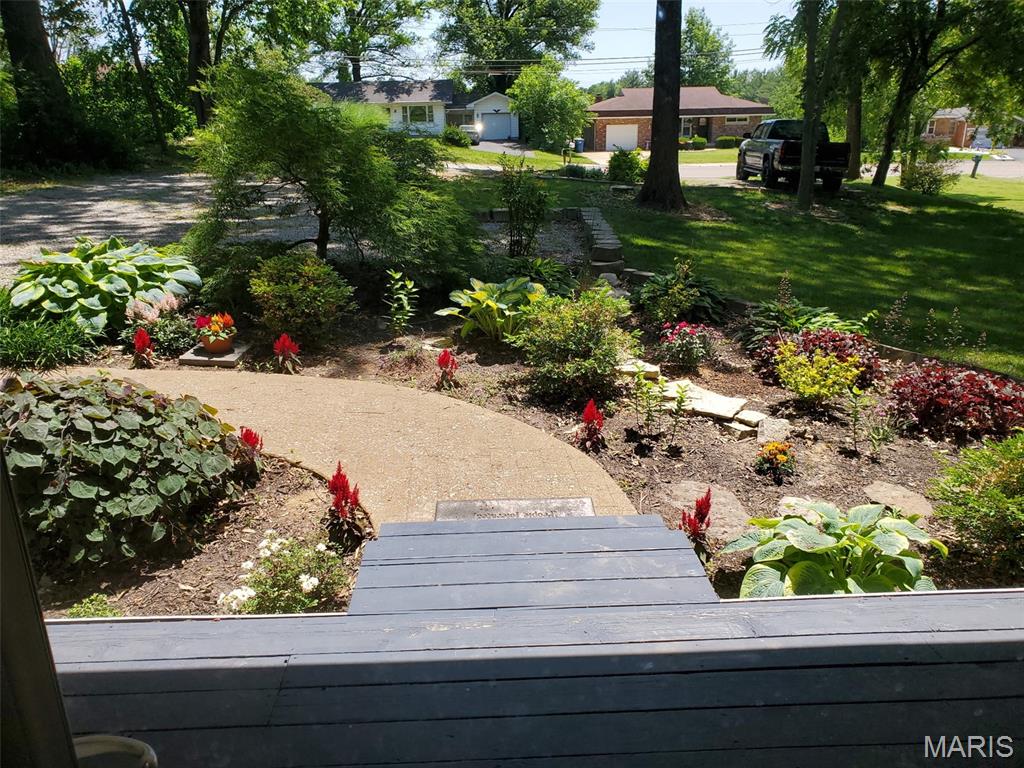 2011 Lebanon Avenue Belleville, IL 62221 - Photo 8 of 54