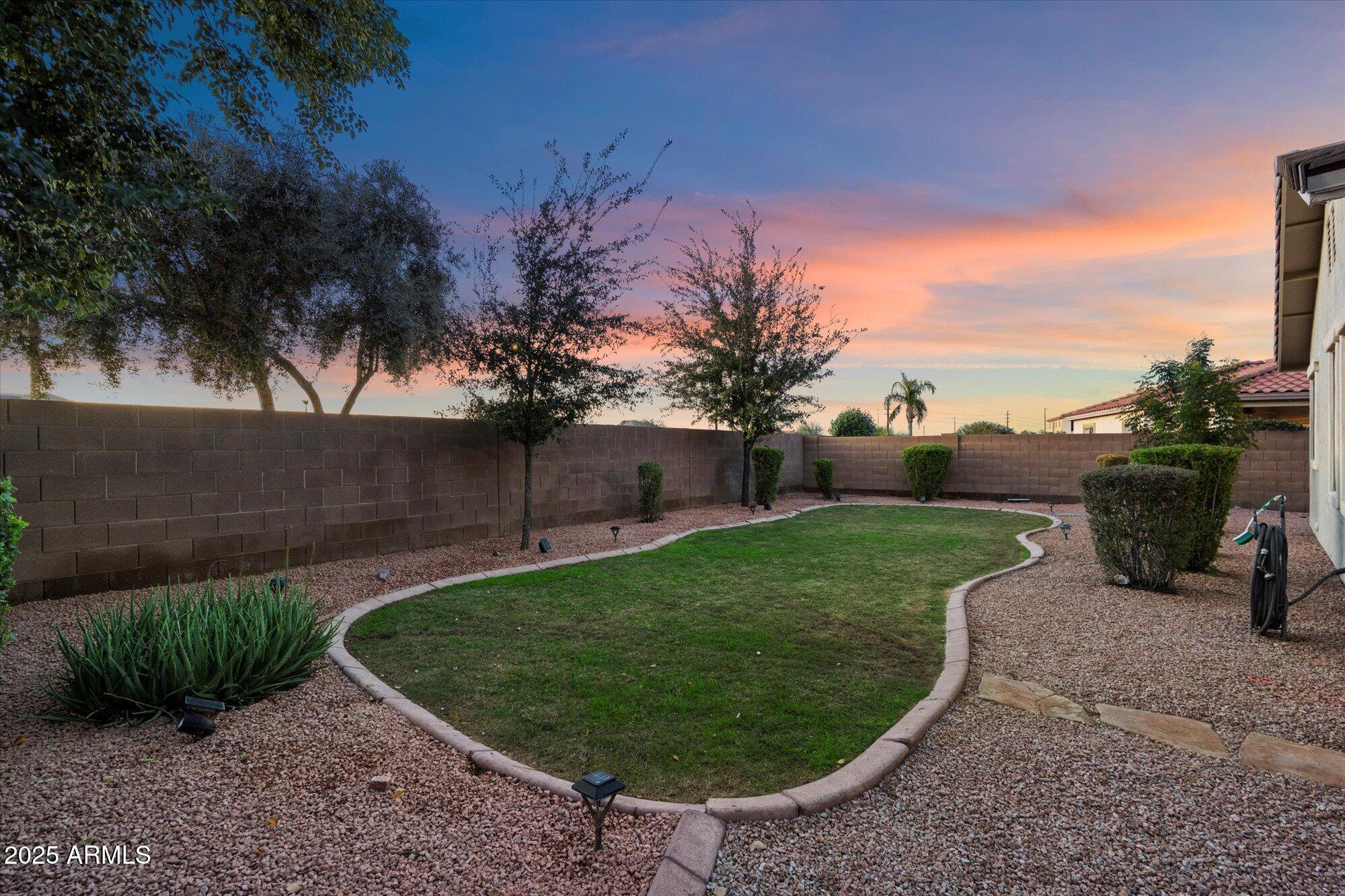 6710 South Seton Avenue Gilbert, AZ 85298 - Photo 39 of 51 a view of a backyard
