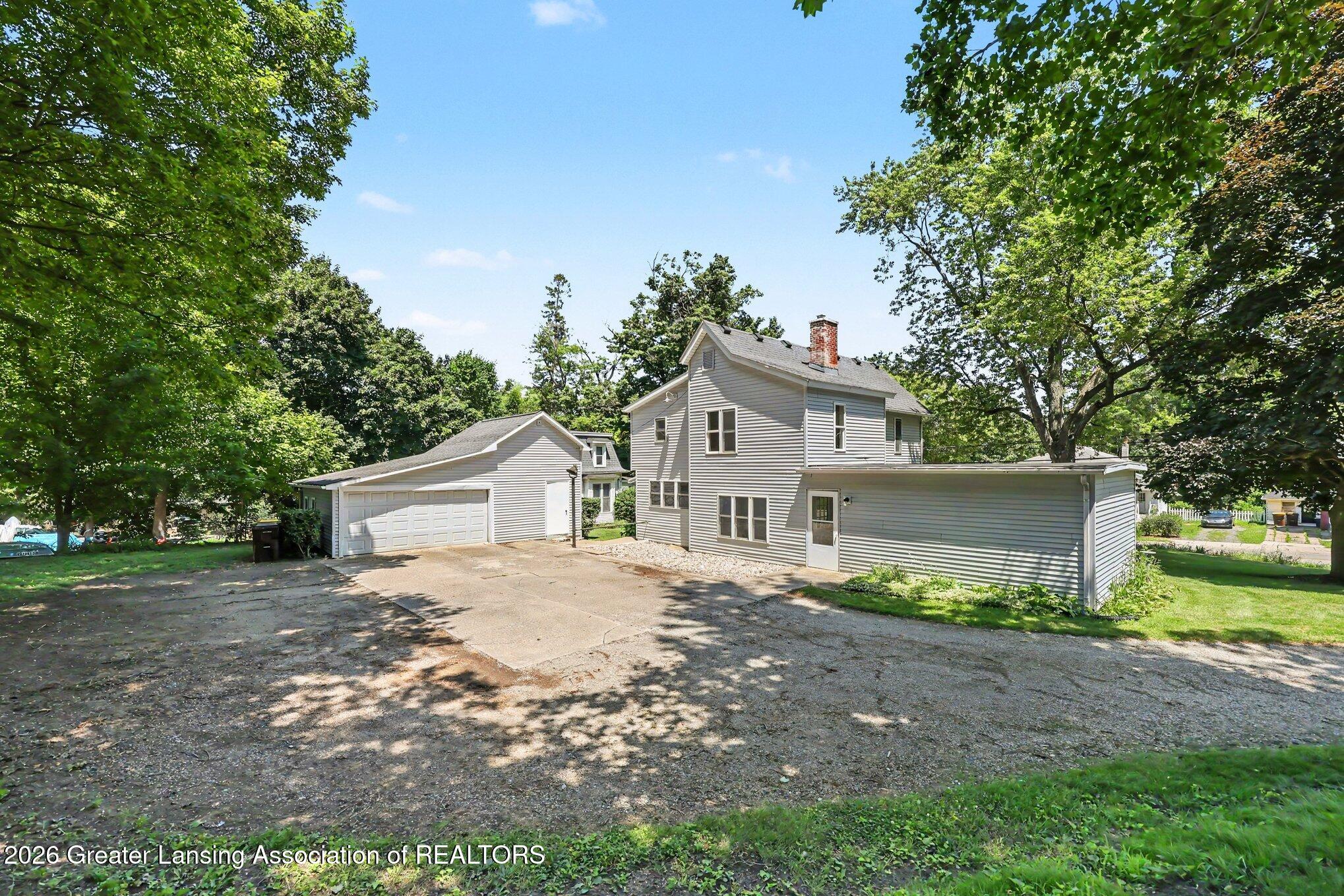 616 South Clinton Street Stockbridge, MI 49285 - Photo 23 of 24 Side