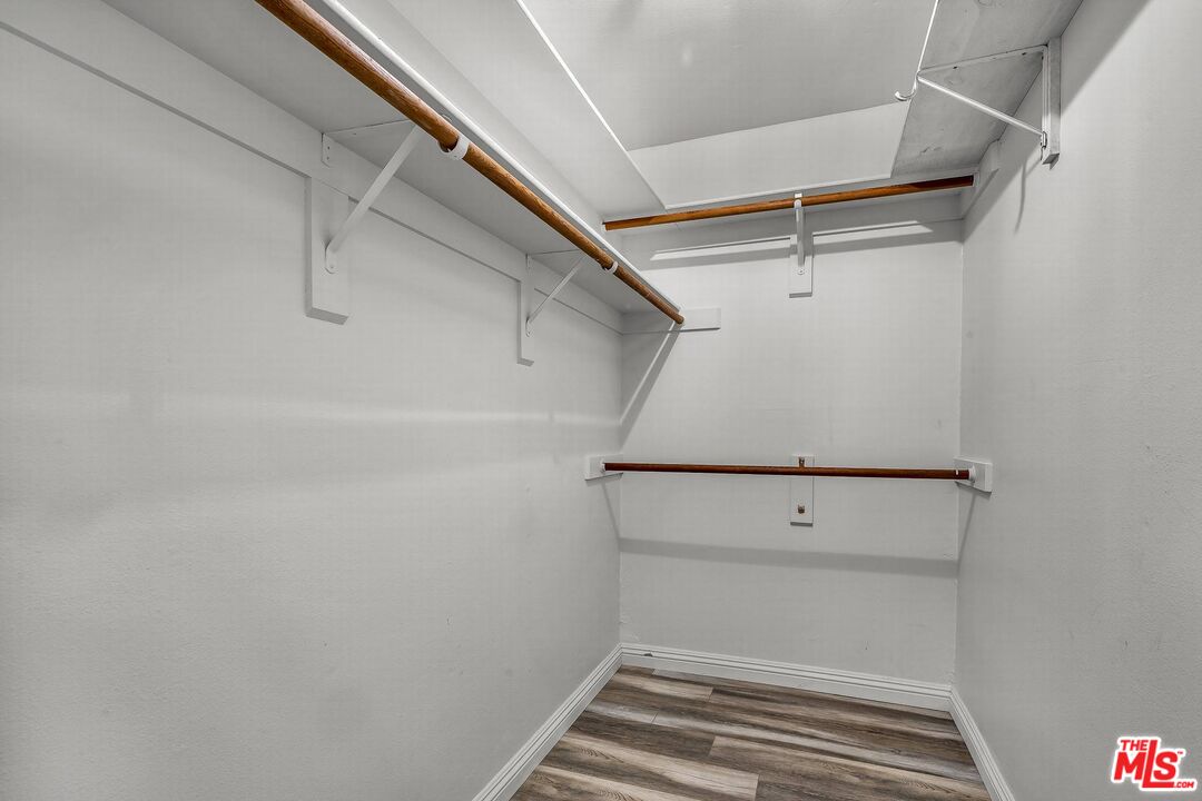 9737 Charnock Avenue, Unit 4 Los Angeles, CA 90034 - Photo 22 of 29