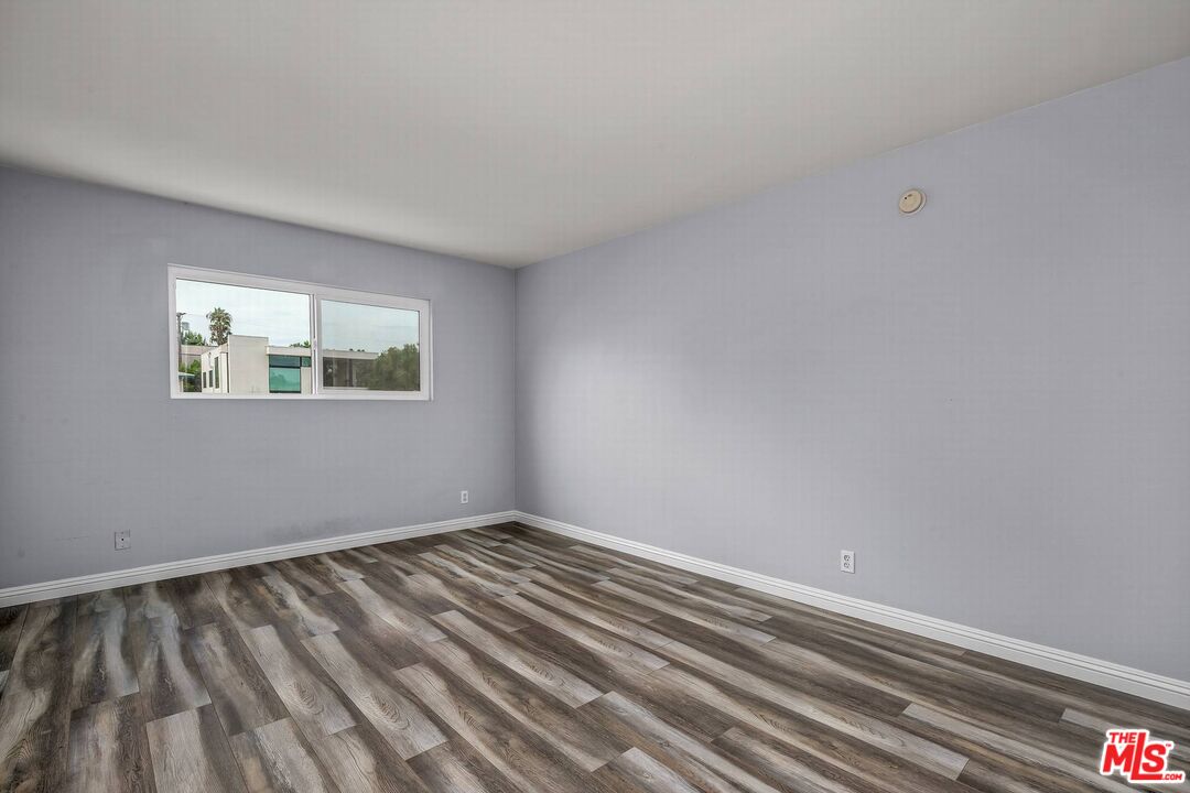 9737 Charnock Avenue, Unit 4 Los Angeles, CA 90034 - Photo 24 of 29