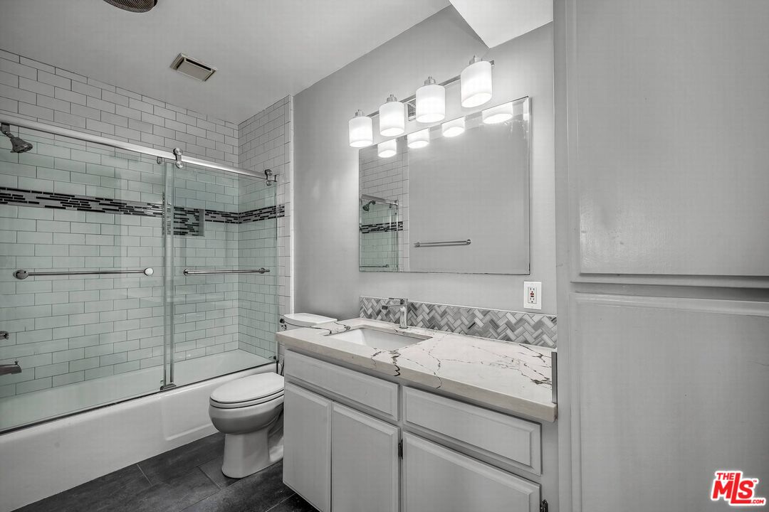 9737 Charnock Avenue, Unit 4 Los Angeles, CA 90034 - Photo 27 of 29