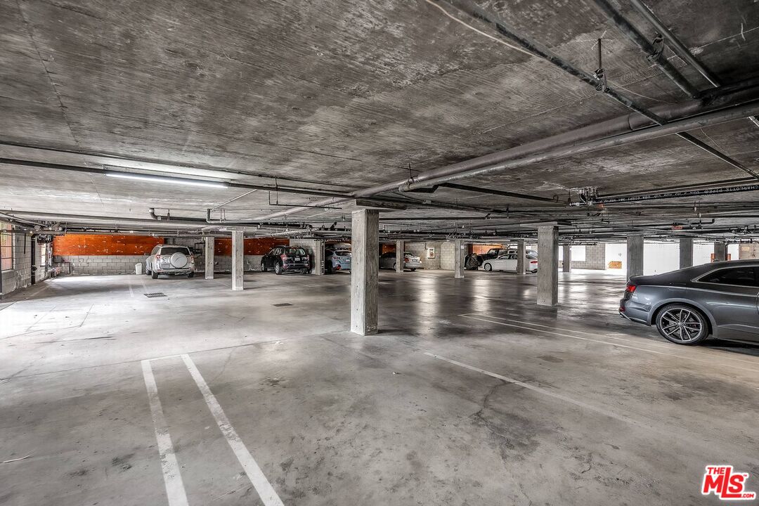 9737 Charnock Avenue, Unit 4 Los Angeles, CA 90034 - Photo 29 of 29