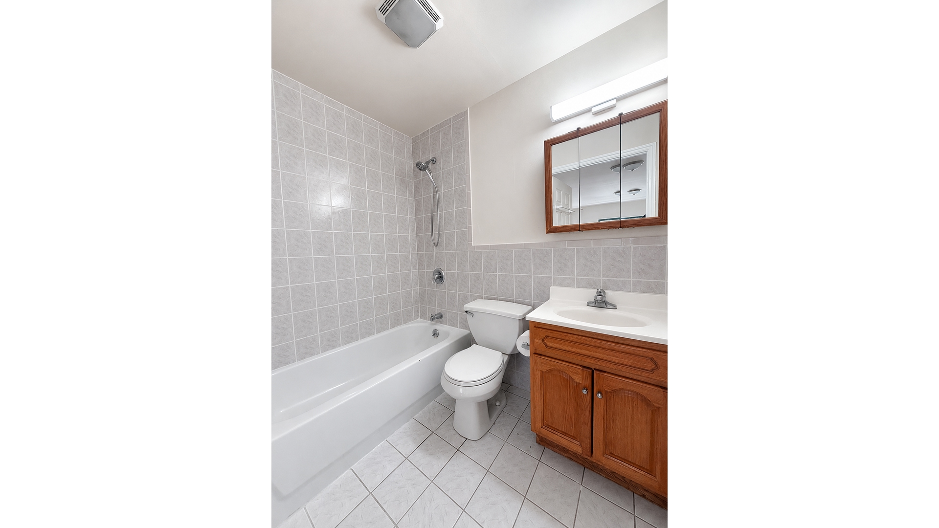 90 Moore Street, Unit 2F Brooklyn, NY 11206 - Photo 6 of 7