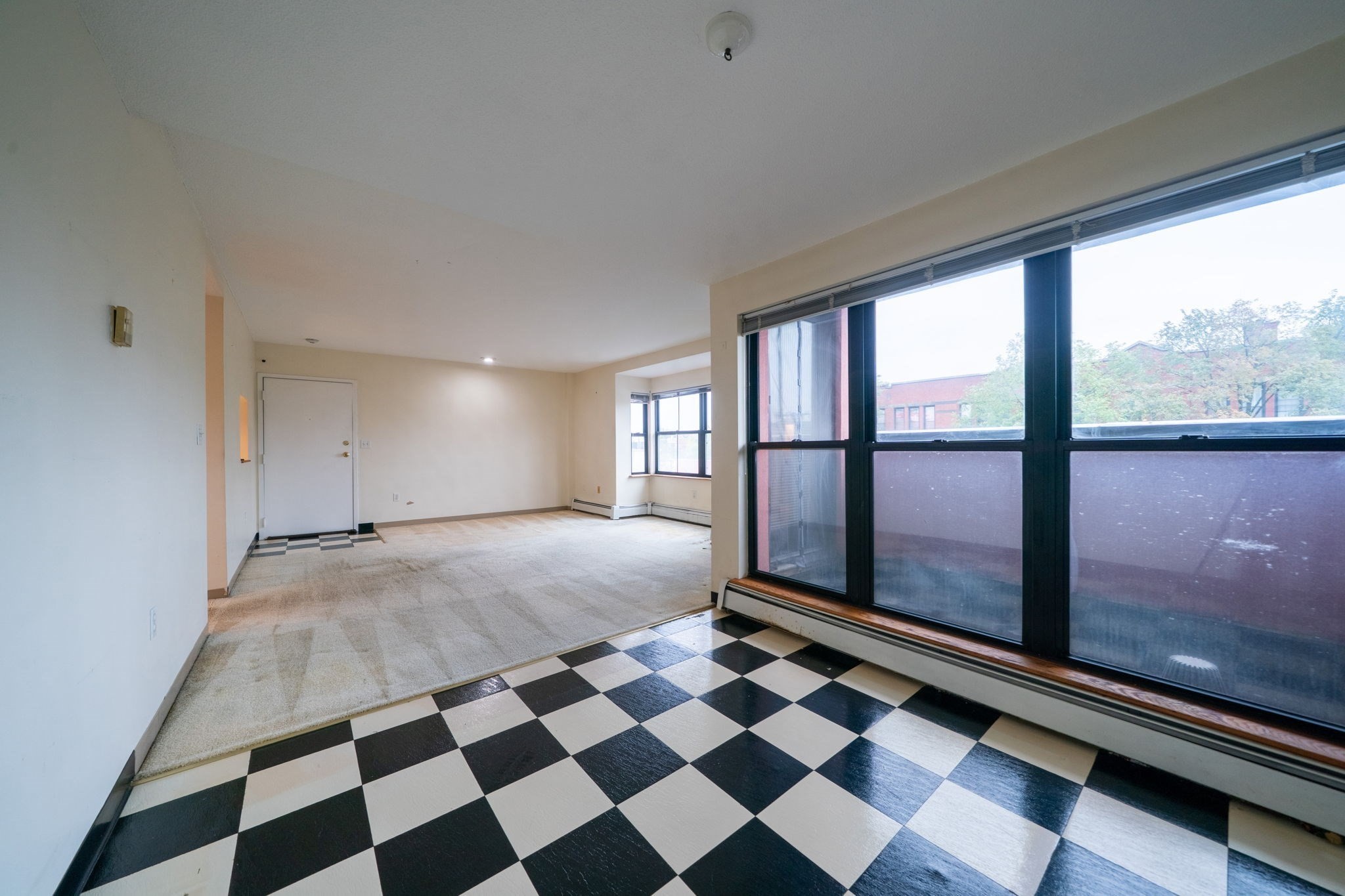 60 R Gibson Street, Unit B3 Boston, MA 02122 - Photo 5 of 24 Gallery Image 5