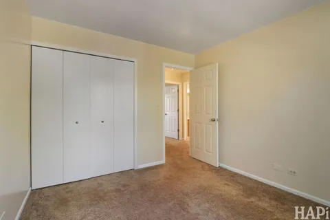 $360,000 | 1462 Carriage Lane, Round Lake, IL 60073