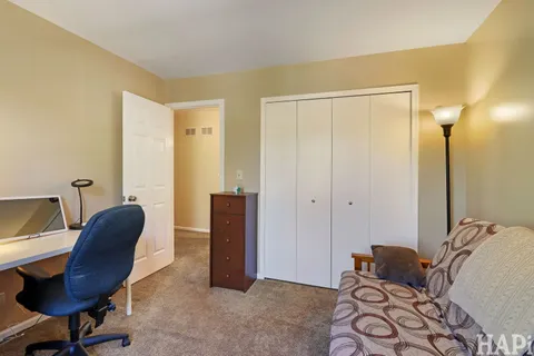 $360,000 | 1462 Carriage Lane, Round Lake, IL 60073