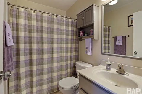 $360,000 | 1462 Carriage Lane, Round Lake, IL 60073