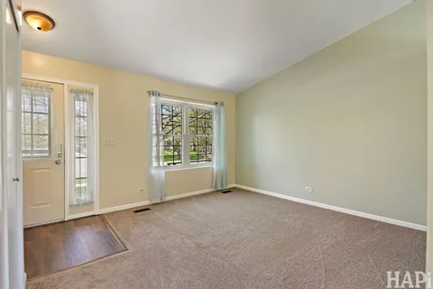 $360,000 | 1462 Carriage Lane, Round Lake, IL 60073