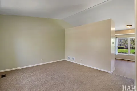 $360,000 | 1462 Carriage Lane, Round Lake, IL 60073