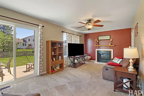 $360,000 | 1462 Carriage Lane, Round Lake, IL 60073