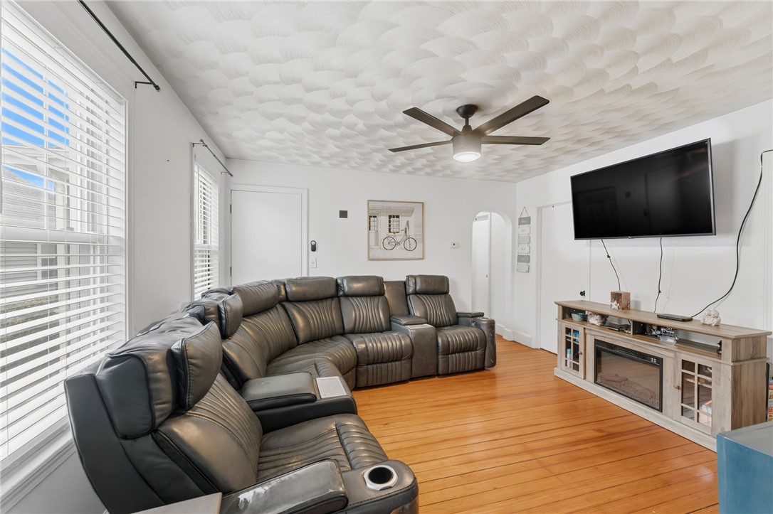 46 Slade Street Pawtucket, RI 02861 - Photo 23 of 45