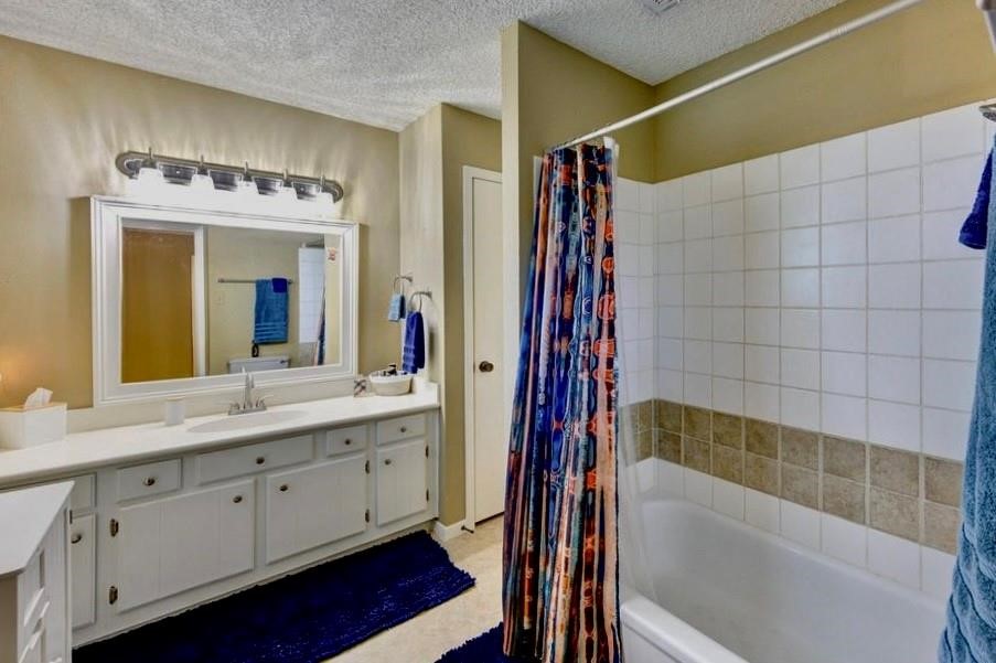 11719 Cedar Form Lane Meadows Place, TX 77477 - Photo 25 of 39