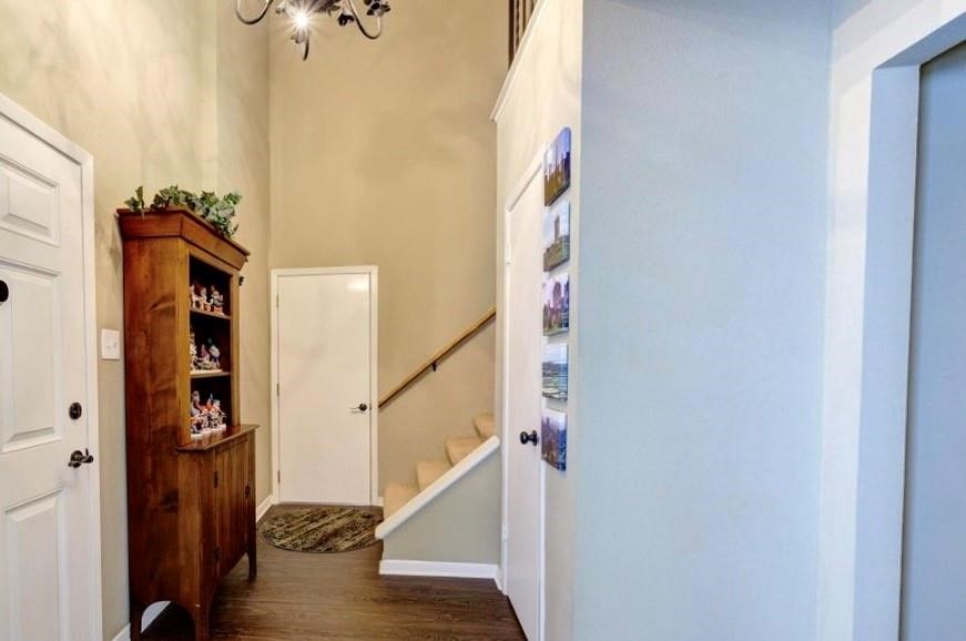 11719 Cedar Form Lane Meadows Place, TX 77477 - Photo 4 of 39