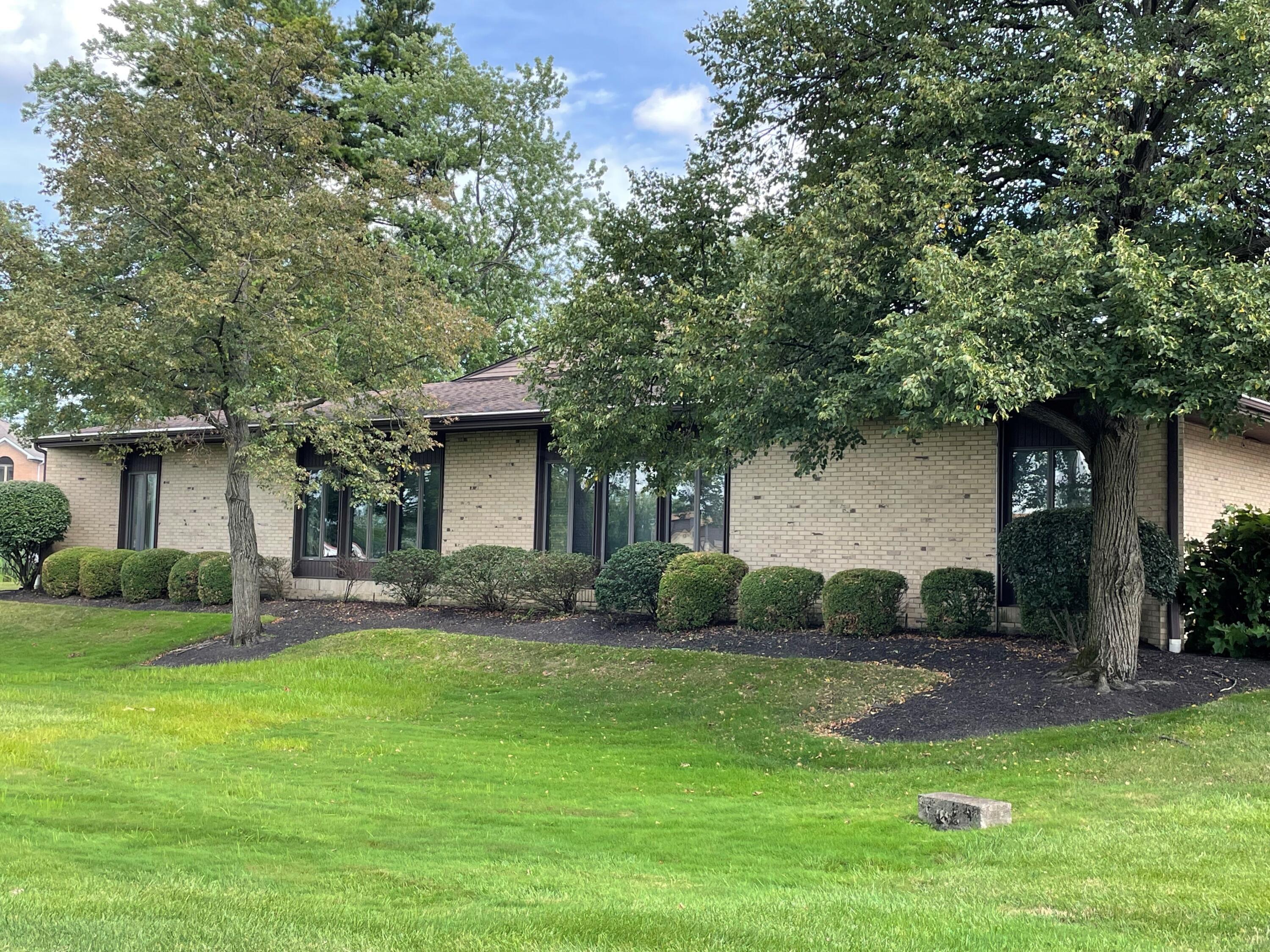 57 East Wilson Bridge Road Columbus, OH 43085 - Photo 9 of 34 Exterior