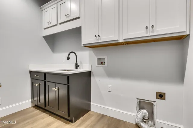 $869,000 | 14737 Washington Way, Bristol, VA 24202