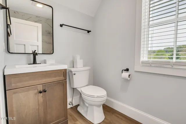 $869,000 | 14737 Washington Way, Bristol, VA 24202