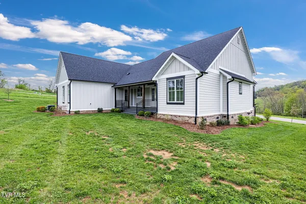 $869,000 | 14737 Washington Way, Bristol, VA 24202