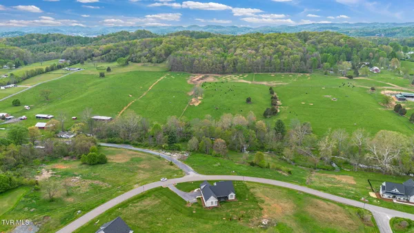 $869,000 | 14737 Washington Way, Bristol, VA 24202