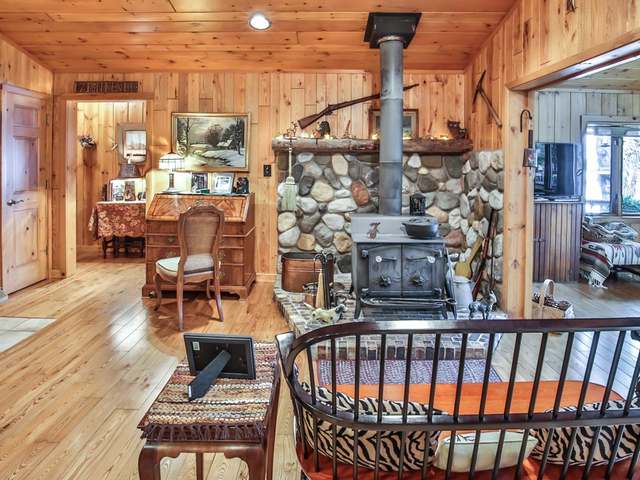 7333 Dolhun Road, Unit 7 Lake Tomahawk, WI 54539 - Photo 5 of 20 Gallery Image 5