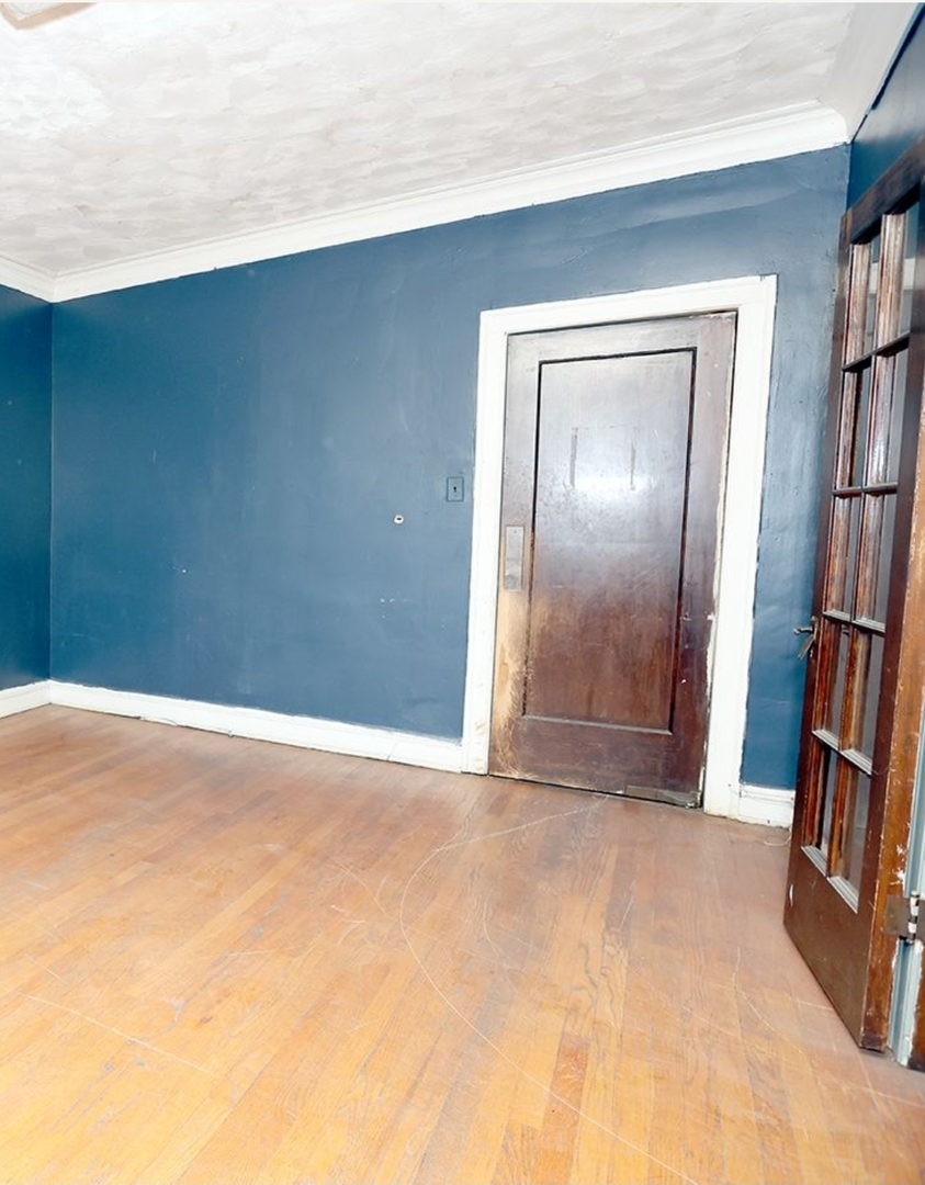 7712 South Ridgeland Avenue Chicago, IL 60649 - Photo 14 of 49