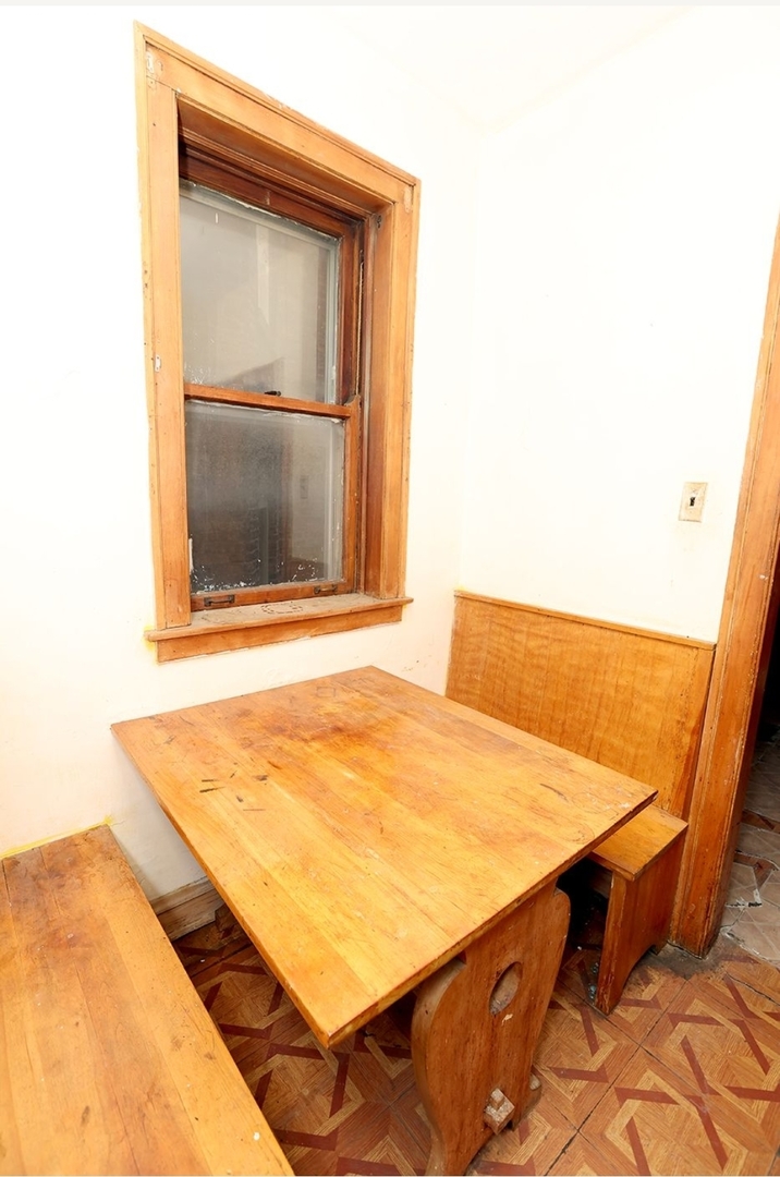 7712 South Ridgeland Avenue Chicago, IL 60649 - Photo 15 of 49