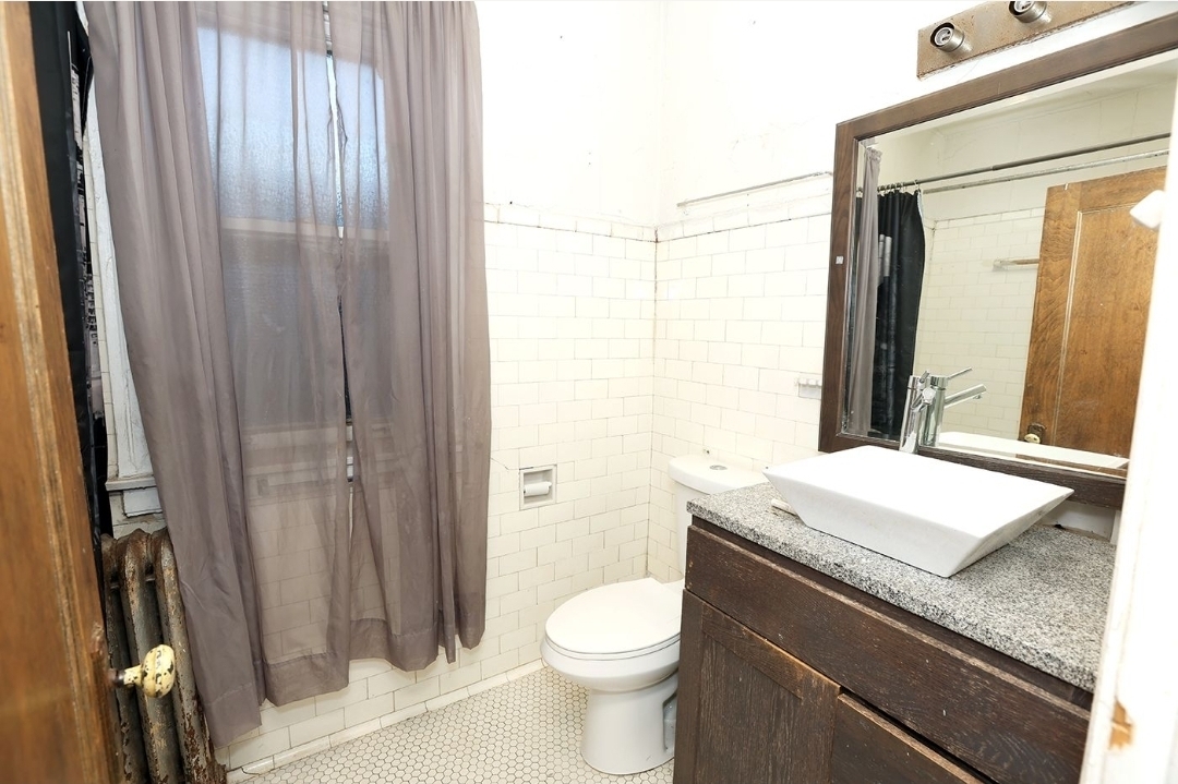 7712 South Ridgeland Avenue Chicago, IL 60649 - Photo 28 of 49