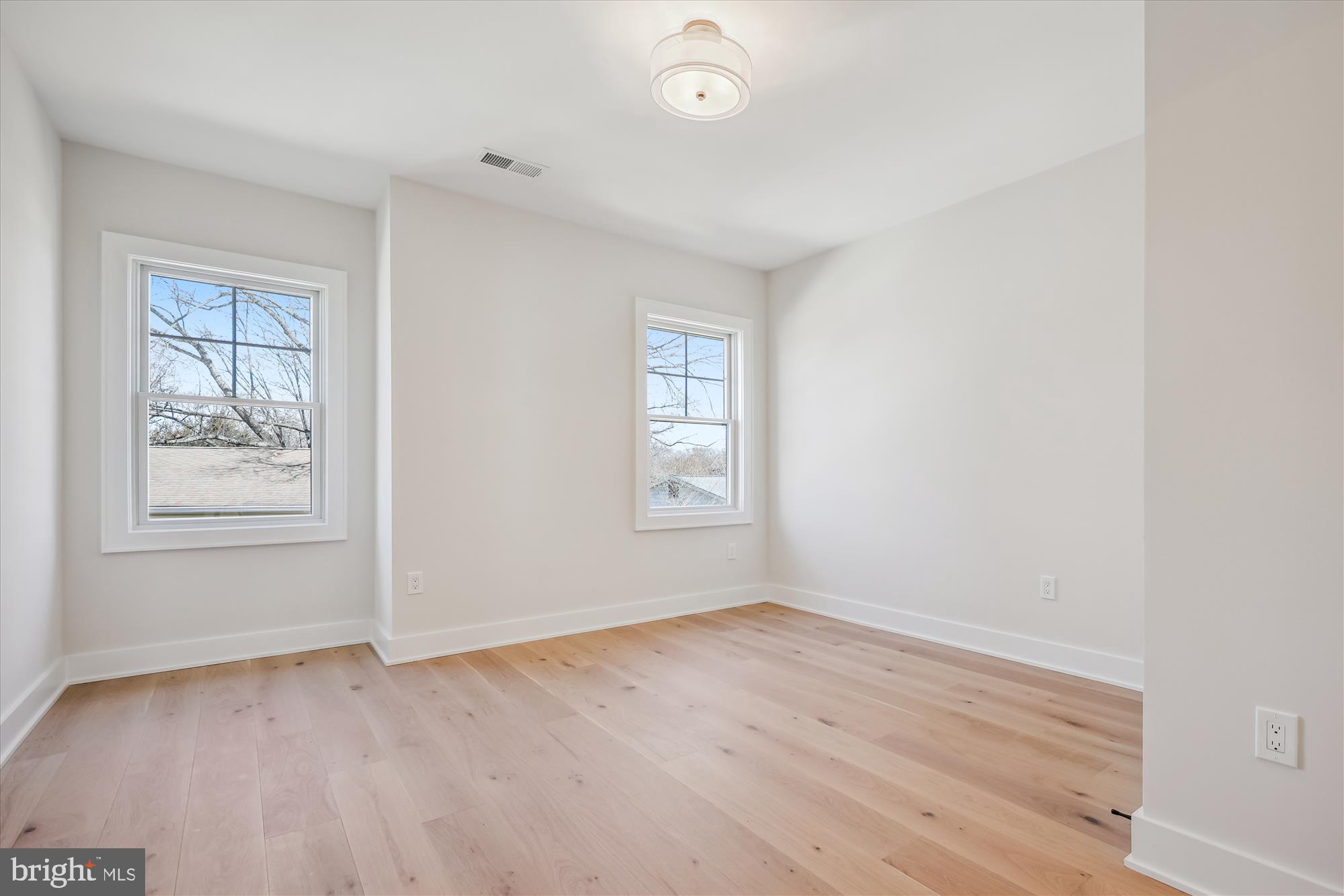 6311 Stoneham Road Bethesda, MD 20817 - Photo 54 of 79 Bedroom