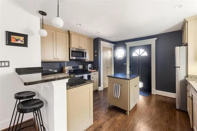 $5,500 | 1024 Kirkwood Avenue Southeast, Atlanta, GA 30316