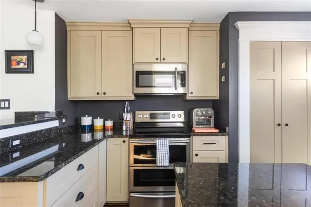 $5,500 | 1024 Kirkwood Avenue Southeast, Atlanta, GA 30316