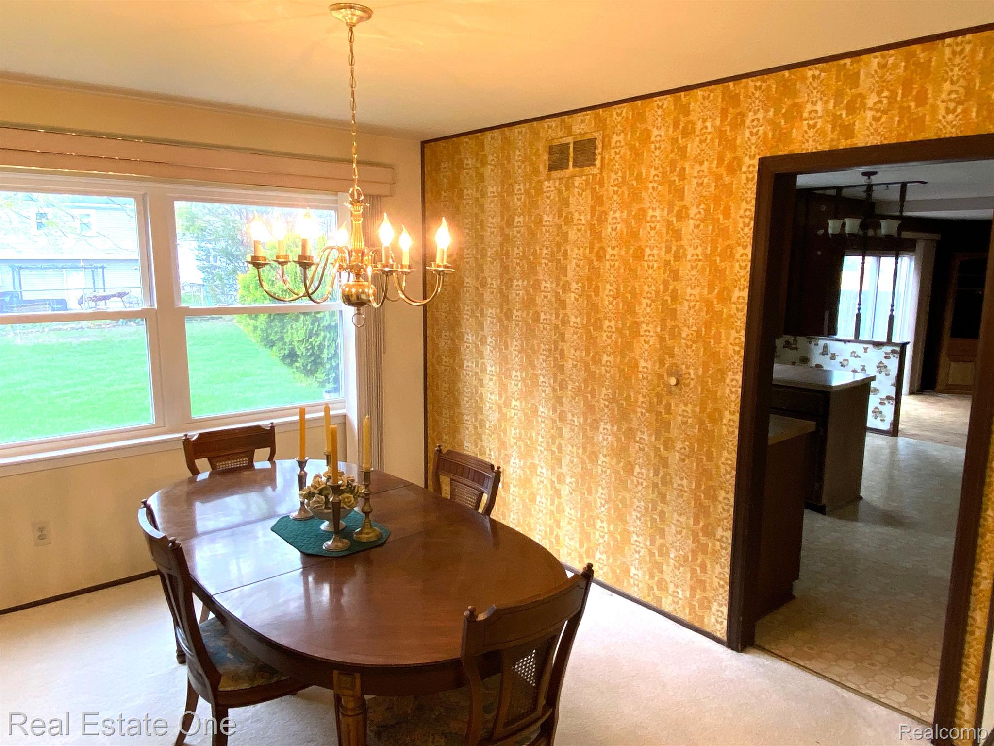 24301 Kings Pointe Novi, MI 48375 - Photo 9 of 31 Gallery Image 9