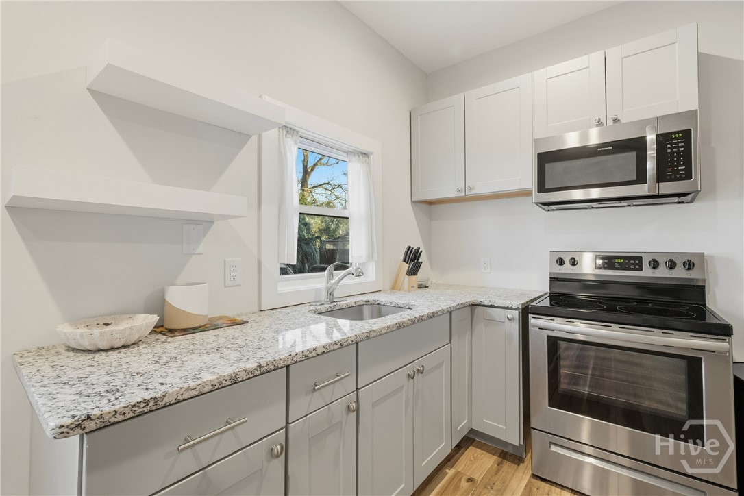 722 Waters Avenue Savannah, GA 31404 - Photo 13 of 42