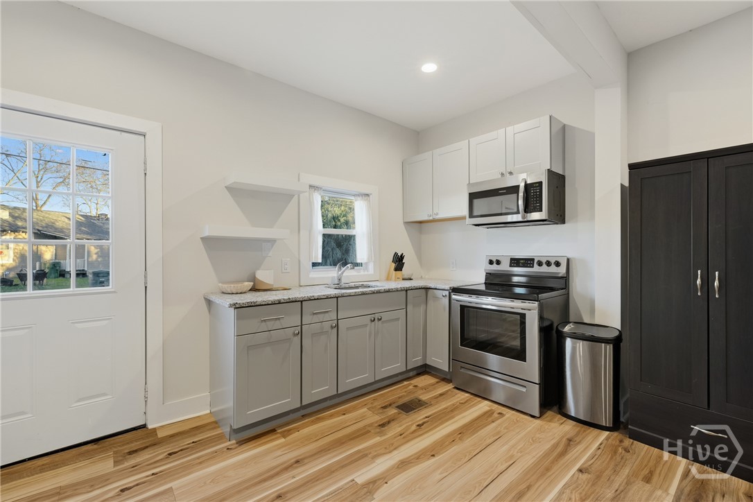 722 Waters Avenue Savannah, GA 31404 - Photo 15 of 42