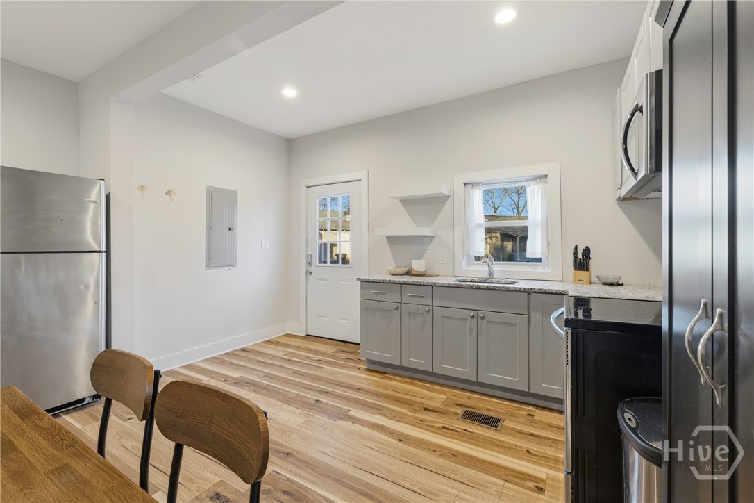 722 Waters Avenue Savannah, GA 31404 - Photo 18 of 42