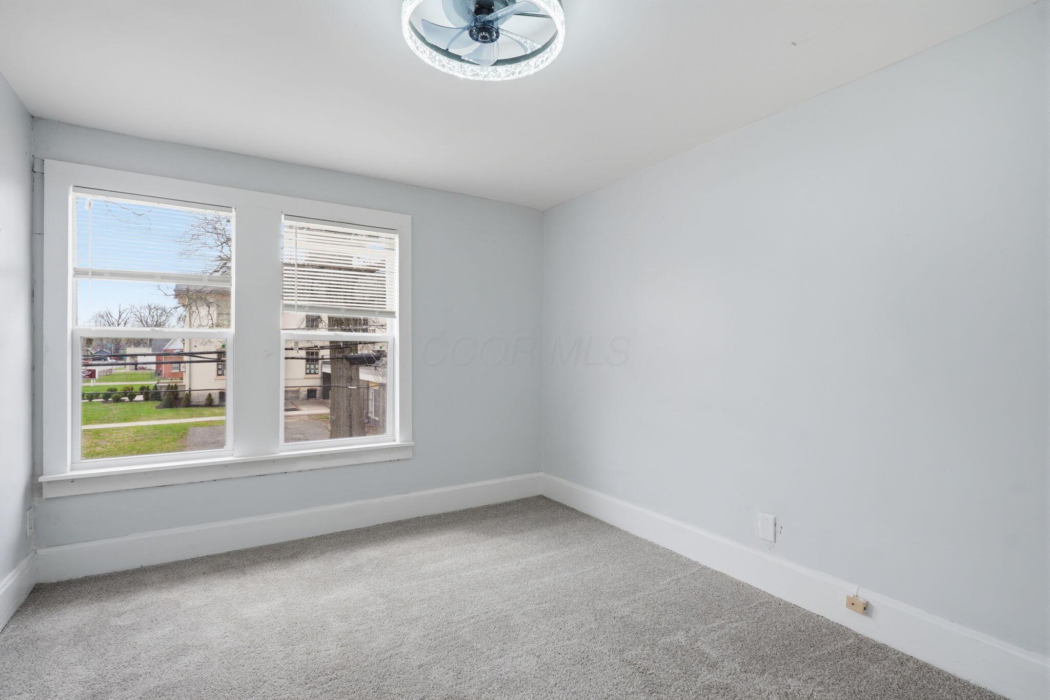 2268 Ridgeway Avenue Columbus, OH 43219 - Photo 27 of 47
