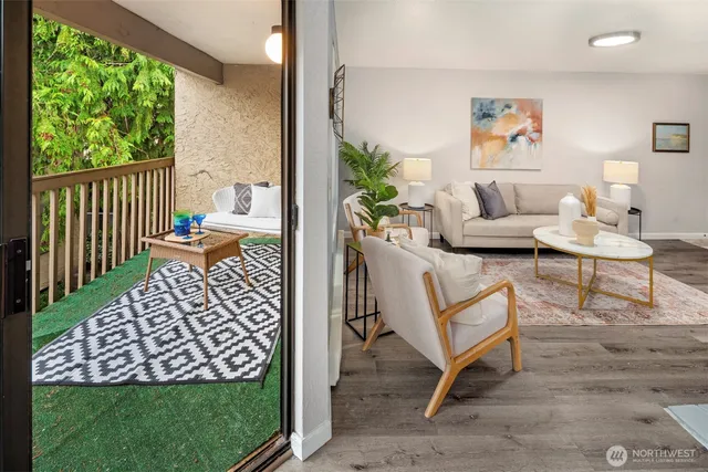 $599,999 | 10330 Southeast 6th Street, Unit A2, Bellevue, WA 98004