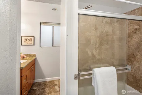 $599,999 | 10330 Southeast 6th Street, Unit A2, Bellevue, WA 98004