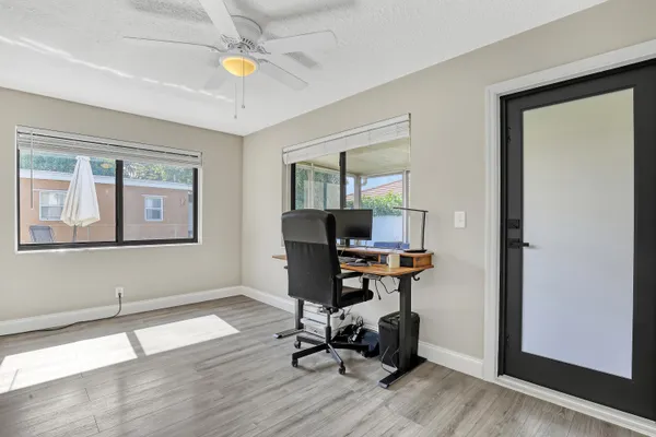 $2,950 | 1210 Skylark Lane, Lantana, FL 33462