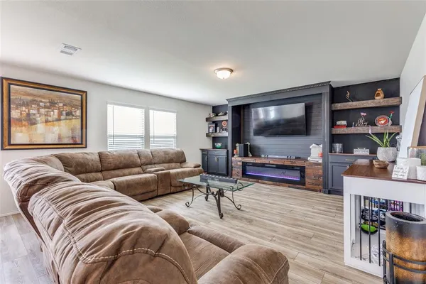 $2,650 | 16024 Pemberly Lane, Haslet, TX 76052