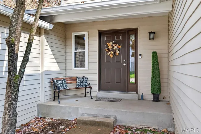 $250,000 | 134 Cascade Terrace Drive, Ballwin, MO 63021