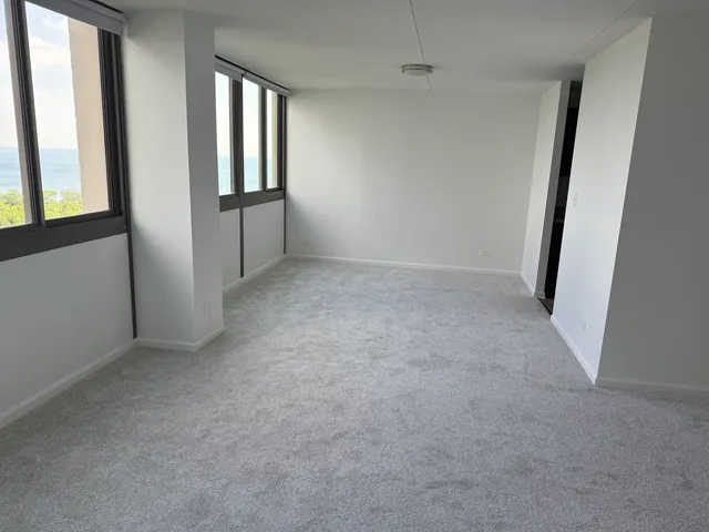 $39,500 | 4850 South Lake Park Avenue, Unit 1508, Chicago, IL 60615