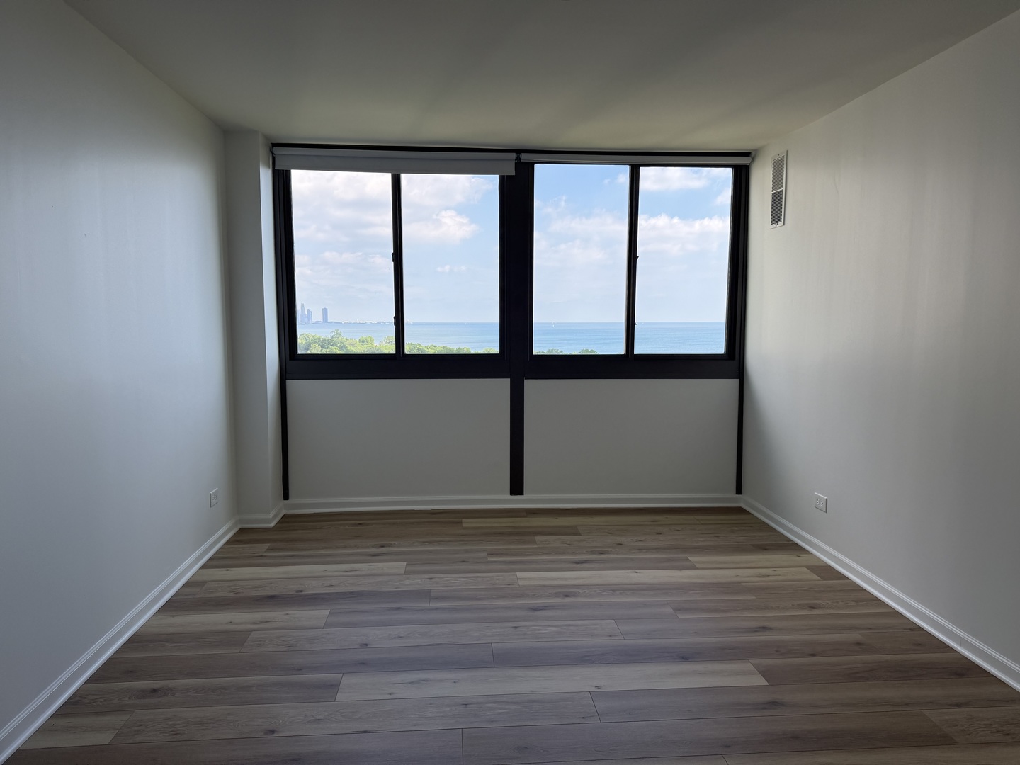 4850 South Lake Park Avenue, Unit 1508 Chicago, IL 60615 - Photo 17 of 21