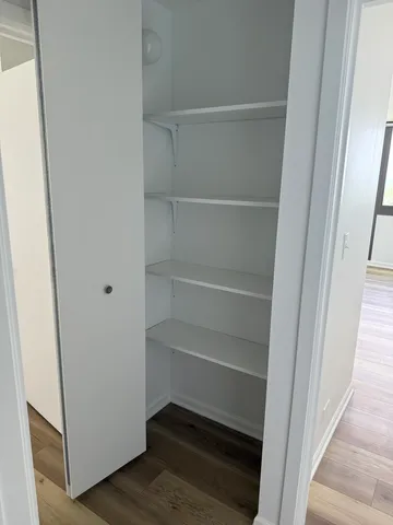 $39,500 | 4850 South Lake Park Avenue, Unit 1508, Chicago, IL 60615