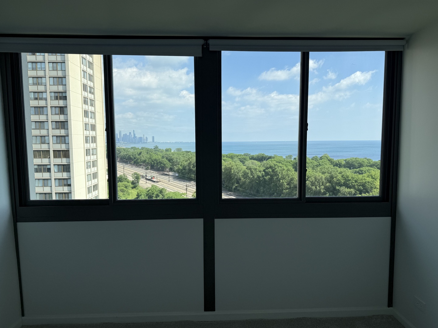 4850 South Lake Park Avenue, Unit 1508 Chicago, IL 60615 - Photo 7 of 21